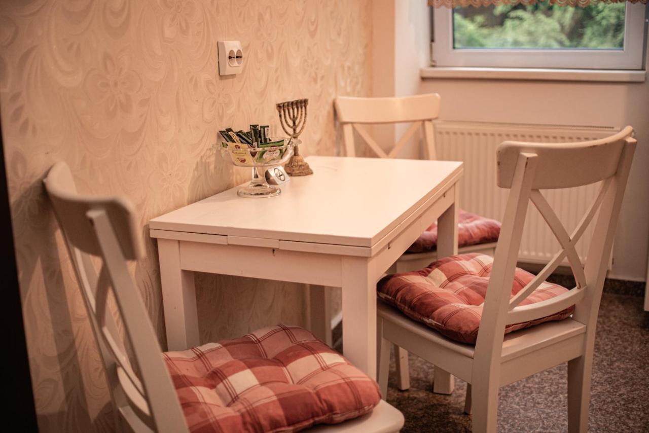 Forest Therapy Suite - Sub Padure Grand Comfort ブラショフ エクステリア 写真